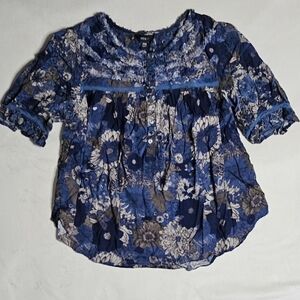 Floral Blue Women's Peasent Top.